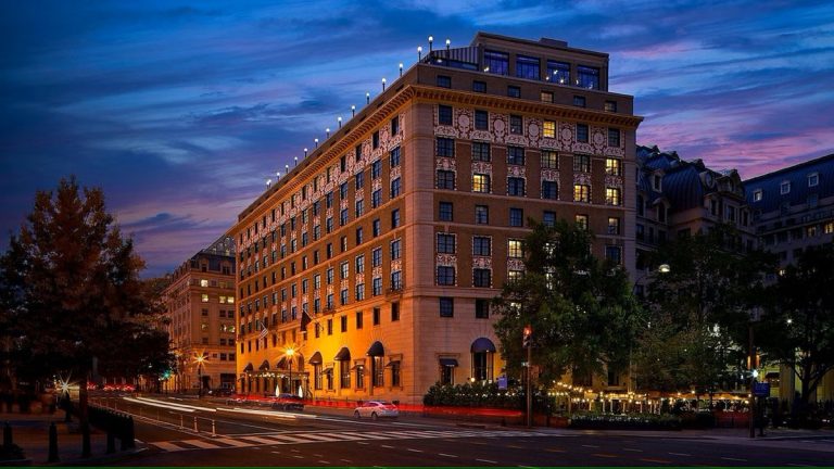 Book Best Corporate Hotels in Washington DC | 2026 Executive Guide